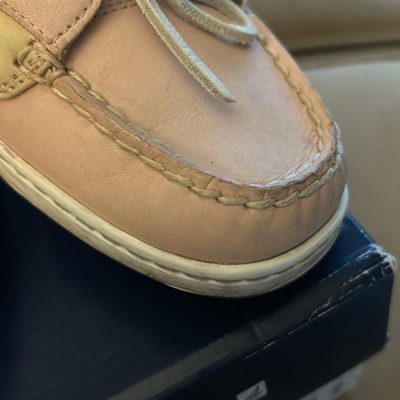 Size 7 1/2 Angelfish Light Rose/Plaid Sperry Slip On Loafer - Picture 3 of 9